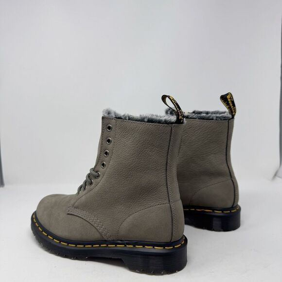 DR. MARTEN’S | NEW Serena Green Fur Lined Combat Boots Women’s Size 7 Men’s 5.5 - Picture 5 of 12